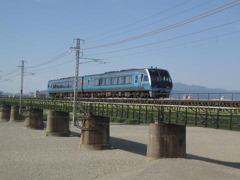 2001/����-�̰�ͽ��